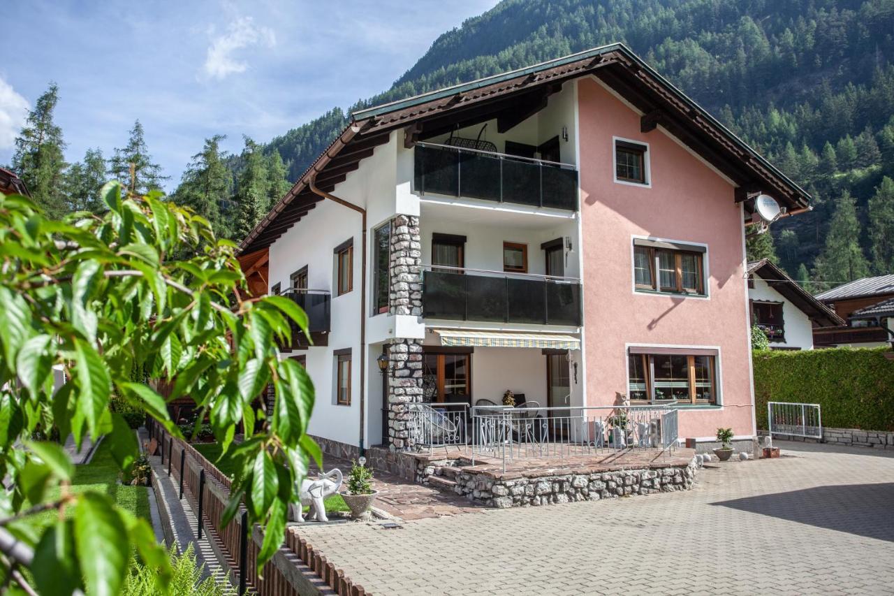 Haus Hrabovsky Apartment Langenfeld Exterior photo